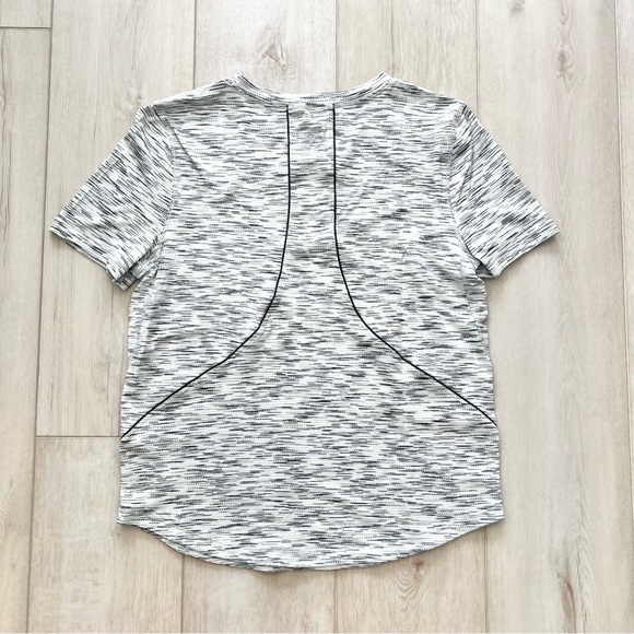 Lululemon Patterned Shirt Size 6 - Picture 2 of 2